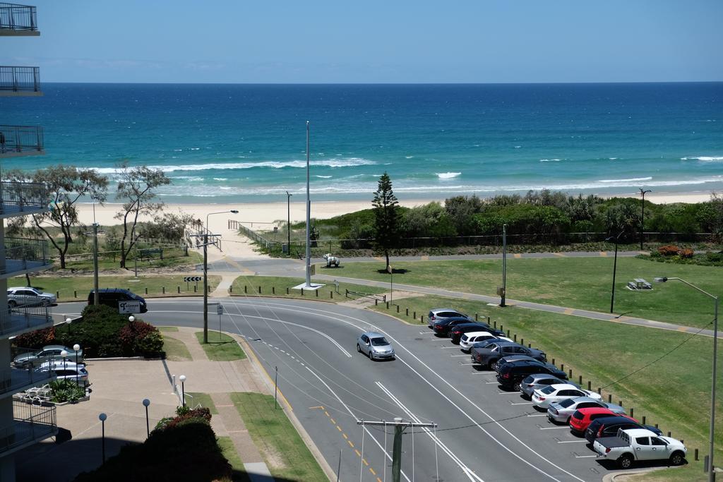 Queensleigh Holiday Apartments Broadbeach Buitenkant foto