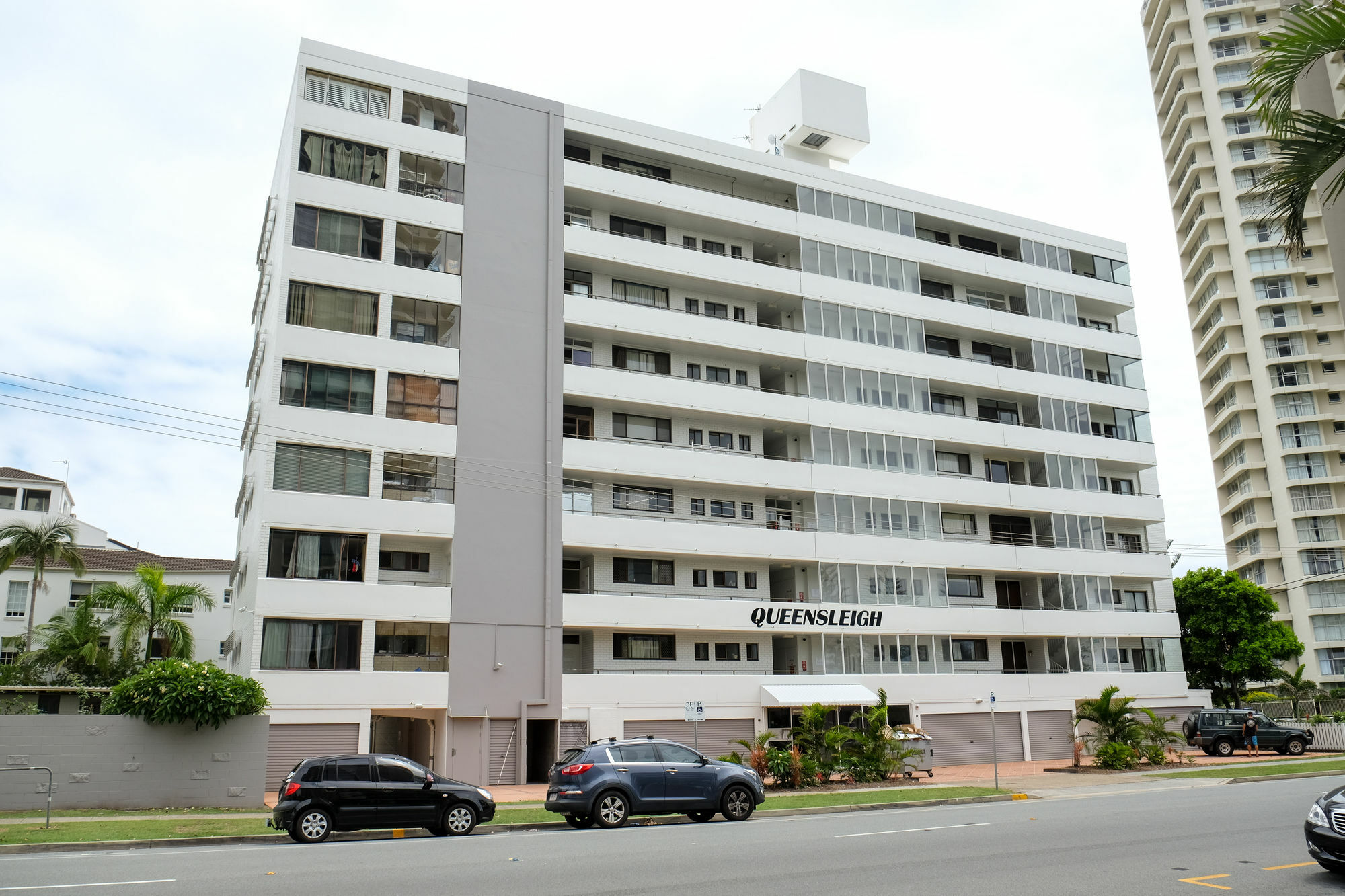 Queensleigh Holiday Apartments Broadbeach Buitenkant foto